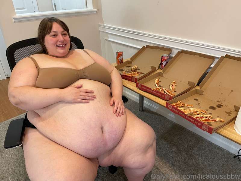 I LOVED showing off my big huge appetite by crushing these t.. 11