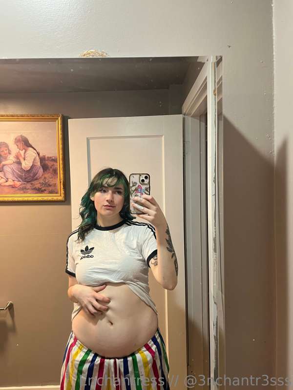 Clothes fit different 😳💓🐷 and I’m fucking into it 4