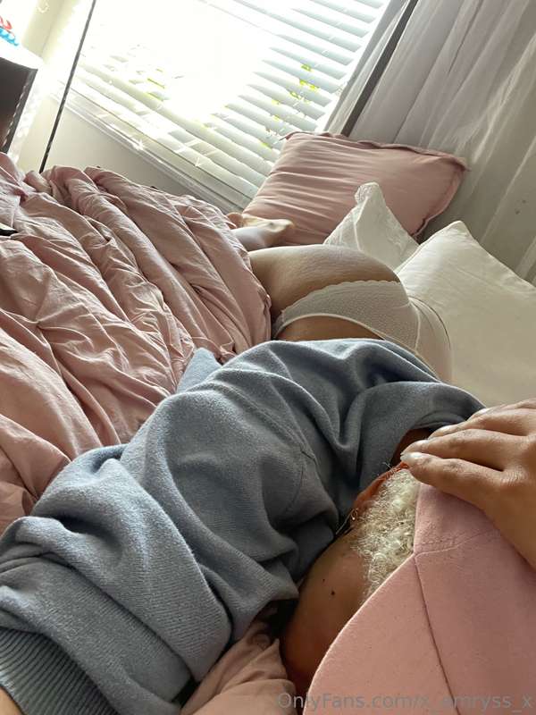 Pastels were my favorite back in the day. (snaps)