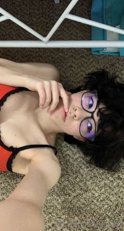 Booty and pussy and other random stuffs  .  Is my arch good .. 12