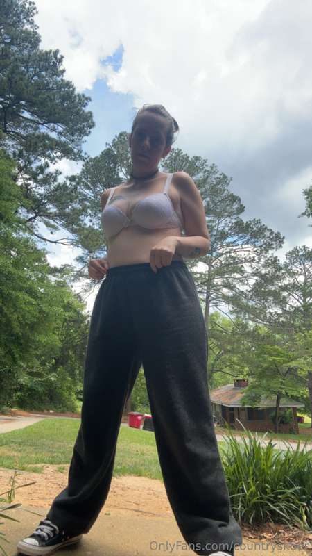 Felt hot in white (; 4