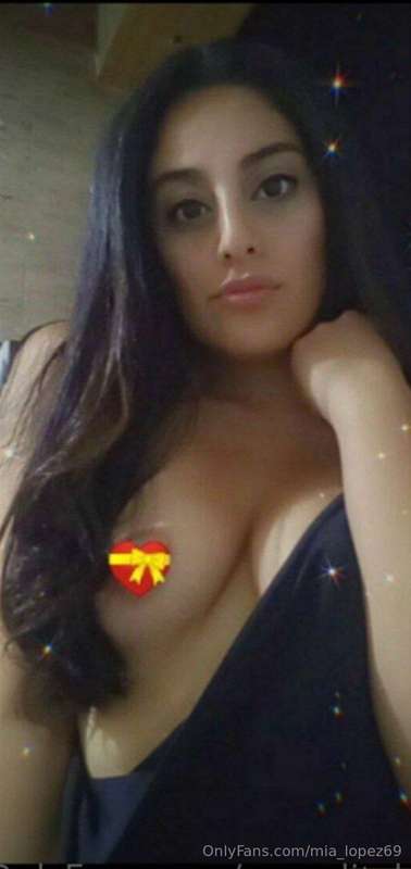 💋@pamelitahot 💋 @pamelitahot 💋ᴅᴀᴅᴅʏ‼️ ᴛʜɪꜱ ꜱᴇxʏ ᴀɴᴅ ɴᴀᴜɢʜᴛʏ ..