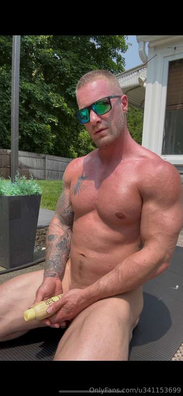 Don’t forget to apply your sunscreen 😏 