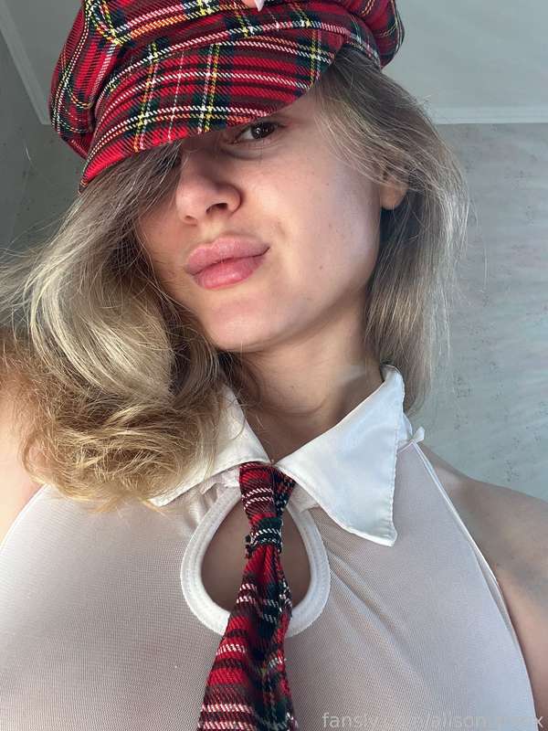 Alison_Minx - Fansly - 02 May, 2024 1