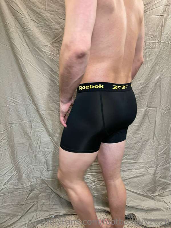 Hot and sexy muscular soldier! 8