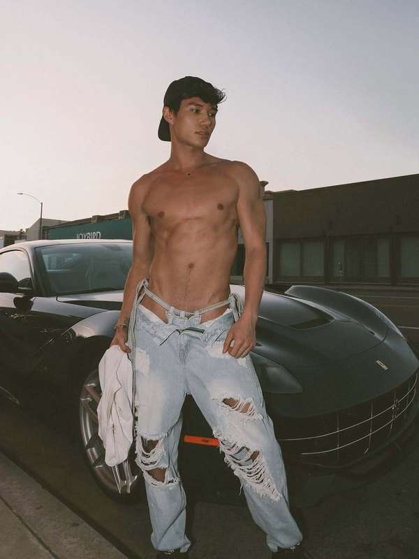 Always wanted a Ferrari. Idk how to drive but I knew I’d get..