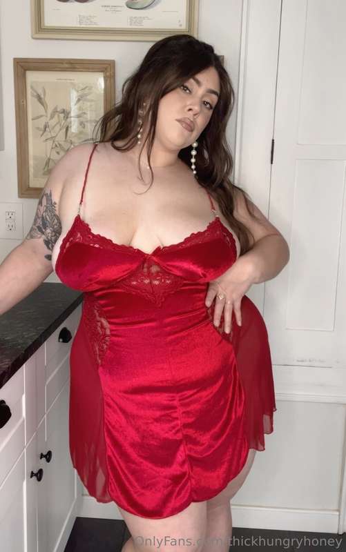 I didn’t even ask to be this fat and hot 8