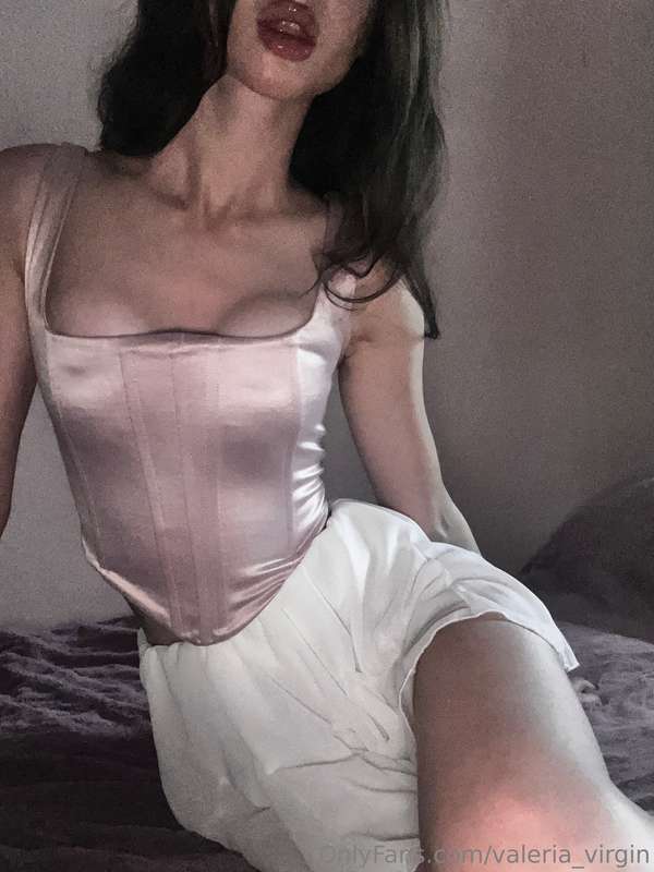 sometimes I am so horny..😛