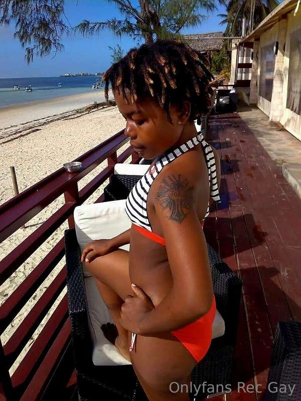 Sweet me at the beach with you maybe soon😋 then we can be na.. 3