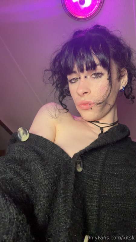 here are your instructions 💋 this is my first ever JOI vid🤭