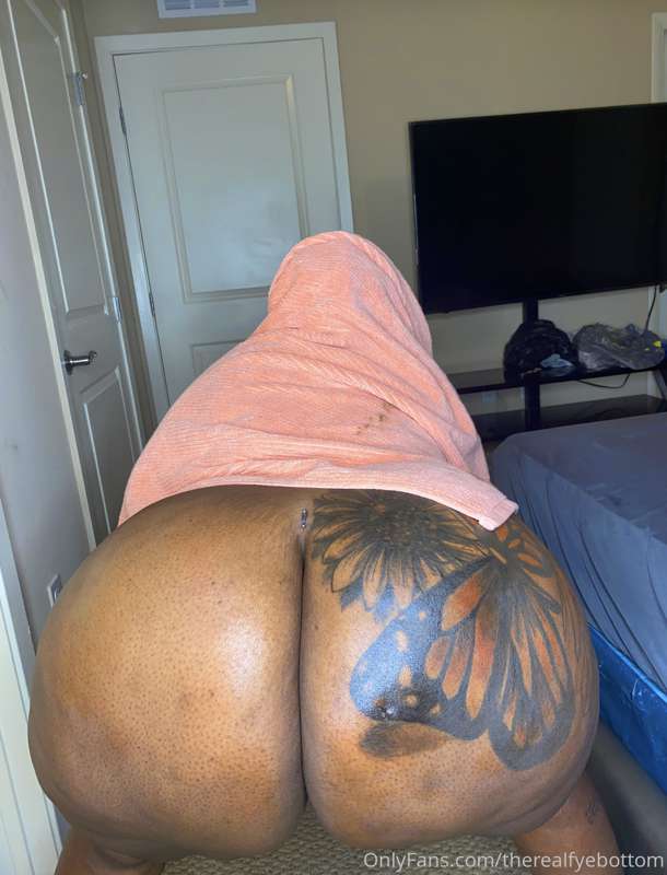I need help putting oil on this phat a$$