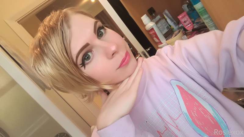 Slutty nurse 1/? x 7