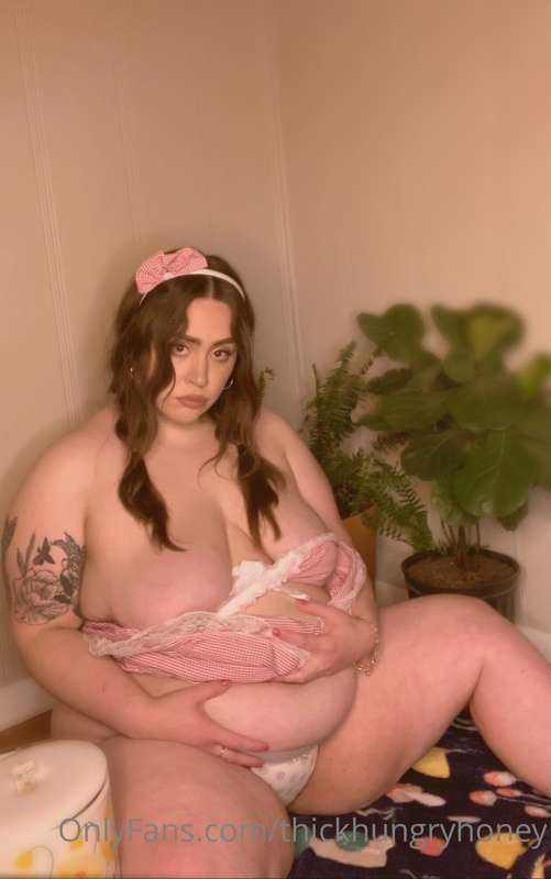 🐷 🍩 Pretty Picnic Piggy 🍩 🐷 

It’s been so long since I’ve b.. 10