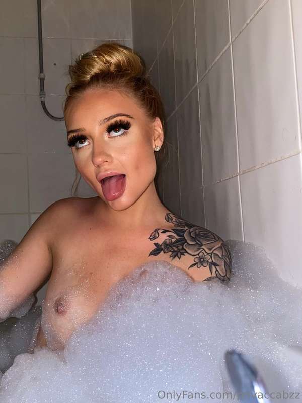 Privaccabzz - Onlyfans - 08 Nov, 2024 2