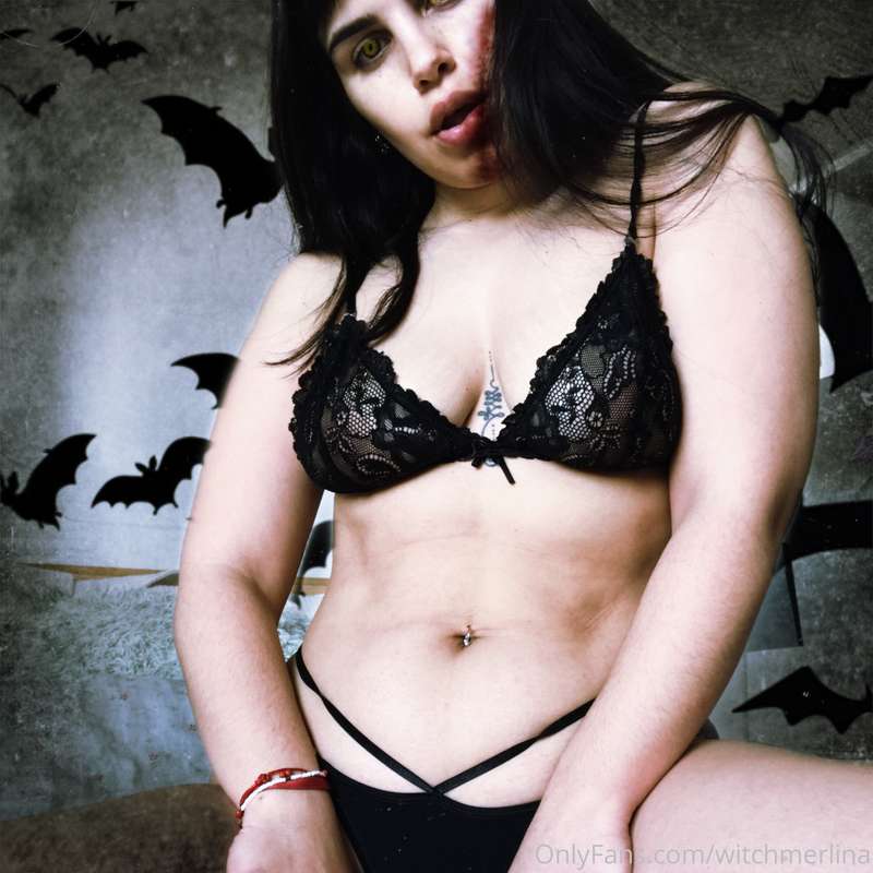 🎃 IT'S HALLOWEEN BABY! 🎃  Trick or treat? 🦇 If you want to s..