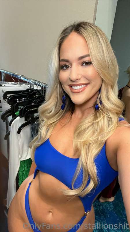 I was modeling on your dreams all night long! 🤩