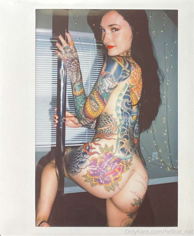 Some Polaroids I sent out today ✨ message me to get a care p.. 2
