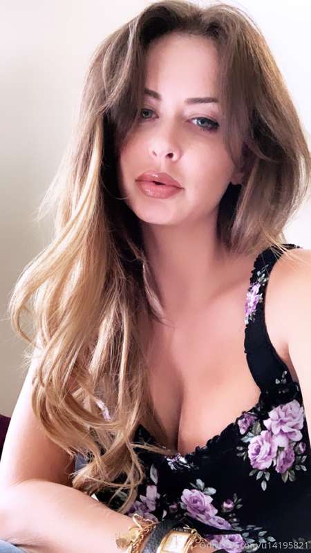 I'm online.... Come chat with me