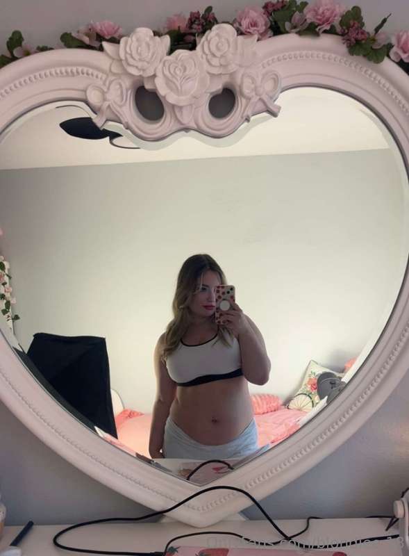 Blondiee.18 - Onlyfans - 07 Jan, 2025
