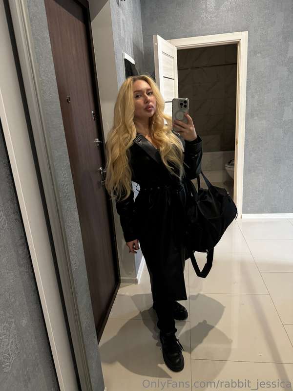 Business mood today 🖤