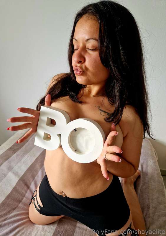 What's the weather like where you are, baby?At my place,bo 🤭..
