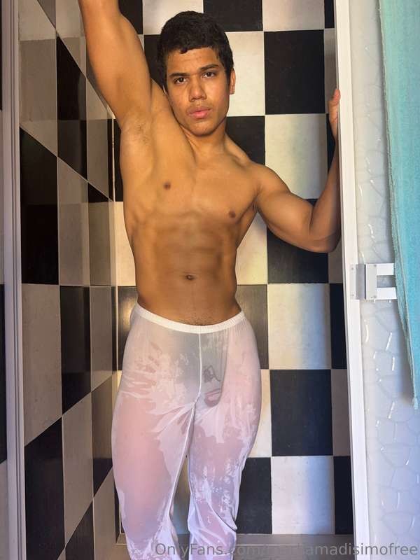 Encuentra la diferenciawww.onlyfans.com/markamadisimo