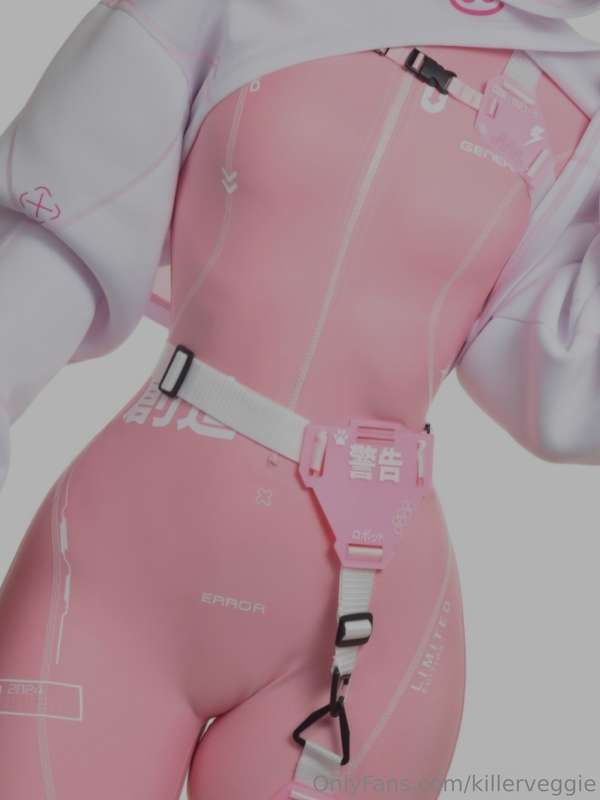 I found this body suit and I've decided I cannot live withou.. 1