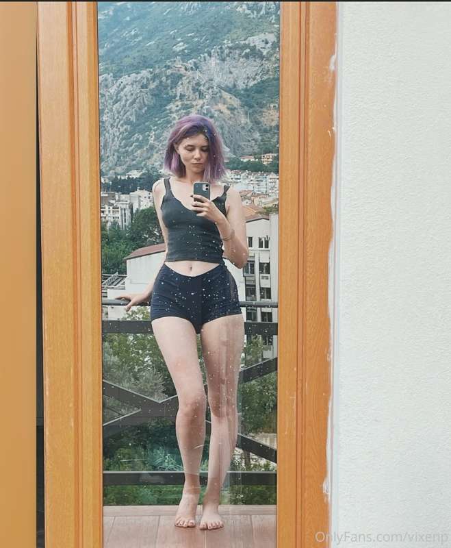 I have a wish to be fucked on a balcony in the middle of mou.. 2