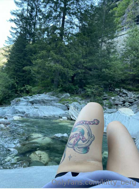 Hang out with me!!🌿