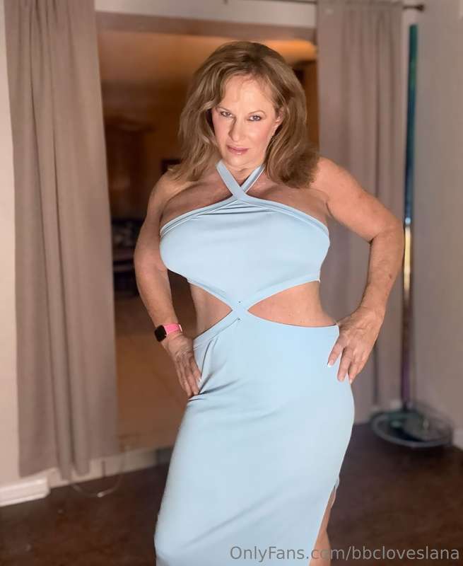 Happy #milfmonday from the original OG milf lookalike 😁.. do..