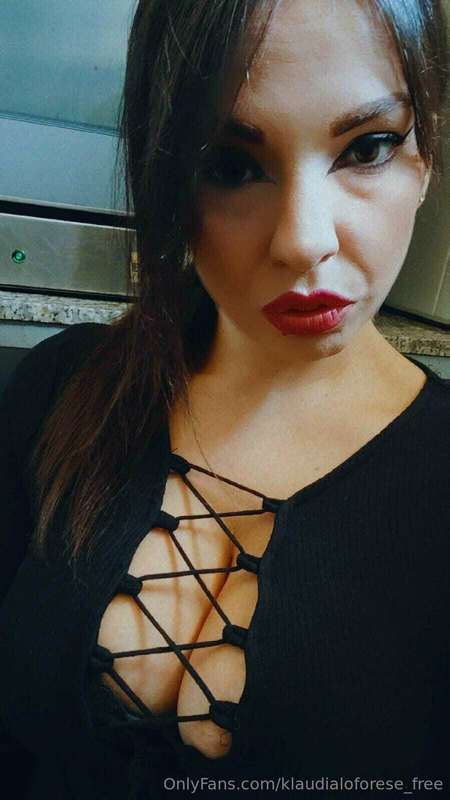 Per chi ancora faticasse a crederlo, sì, sono vera, reale, c..