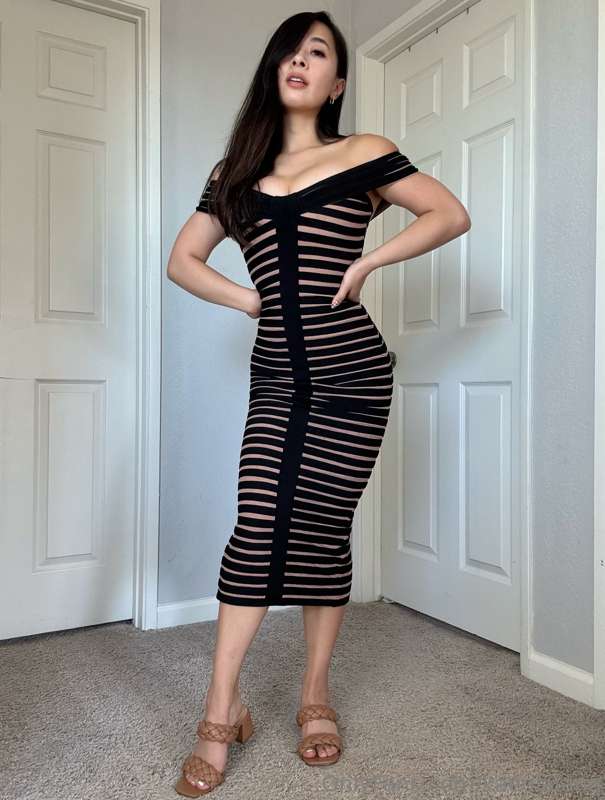 like me in or out of my dress more? 😜
