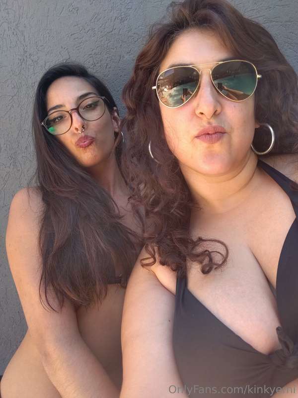 having fun with My friend @mmistressmichelle 🤪🥵