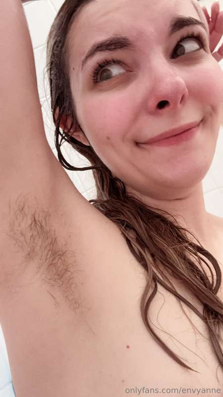 I was asked to grow my armpit hair for a month! 😎✌🏻 welp! He.. 18