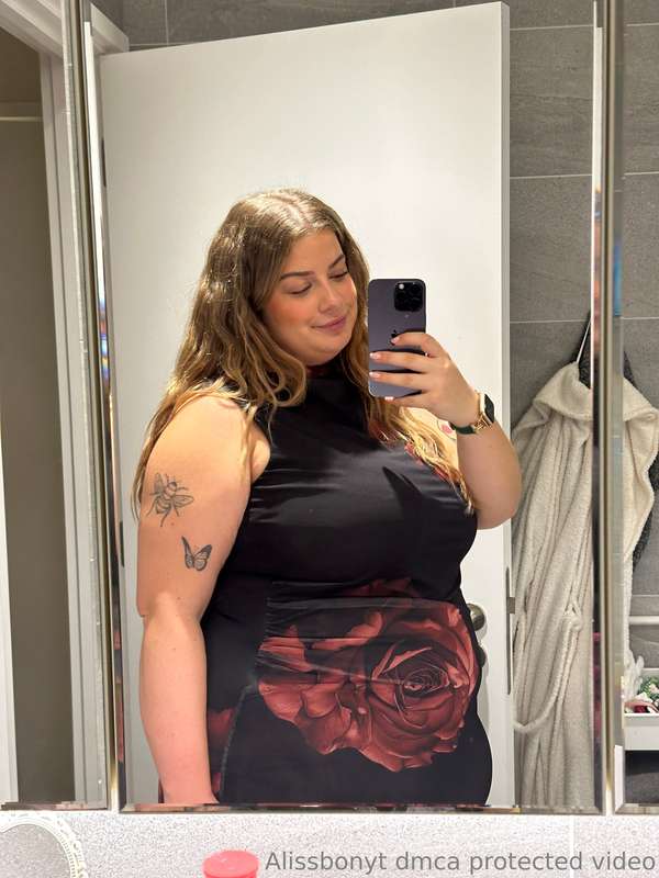 Trying to pick an outfit 🫶🏼  2