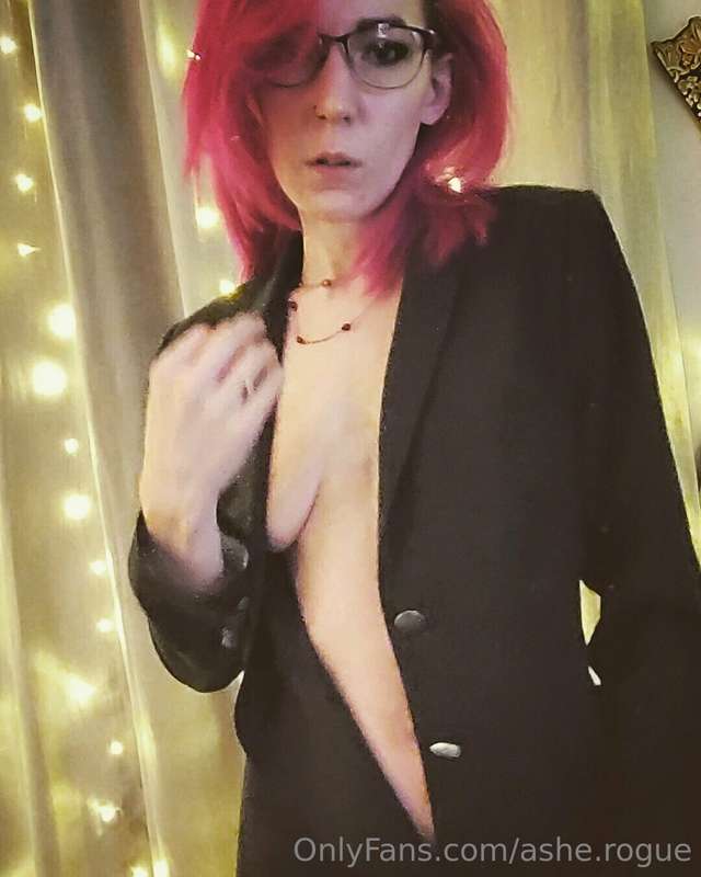 Ashe.Rogue - Onlyfans - 24 Mar, 2023
