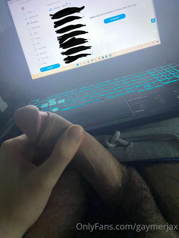 About to reply to dms 😋 2