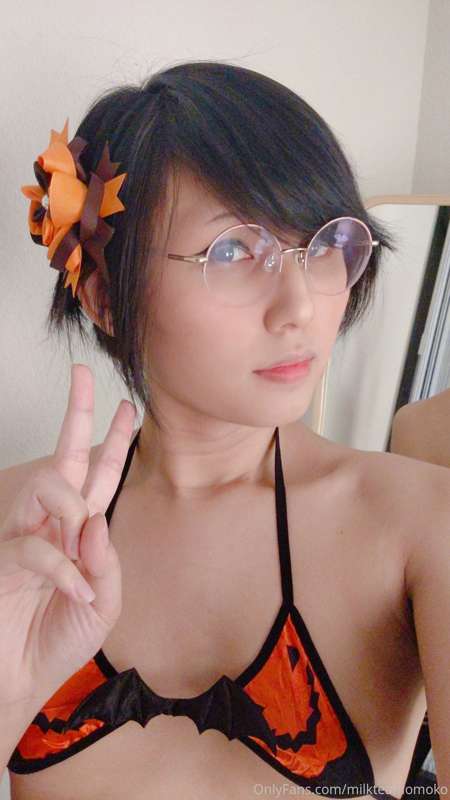 Milkteamomoko - Onlyfans - 04 Oct, 2021 4