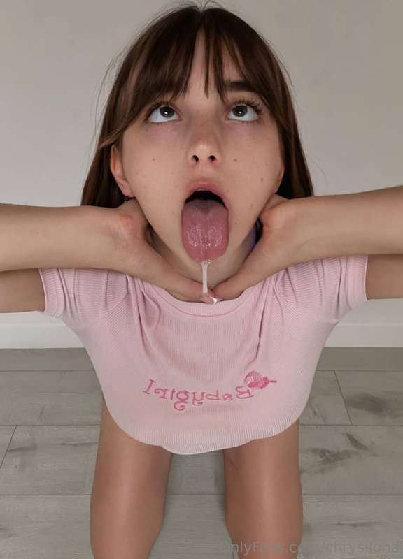 ONLY TODAY !! @crystal_pFREE SUBSCRIPTION 😍@crystal_pWANTS T..