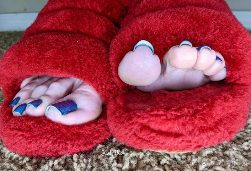 Happy Toesday 😘