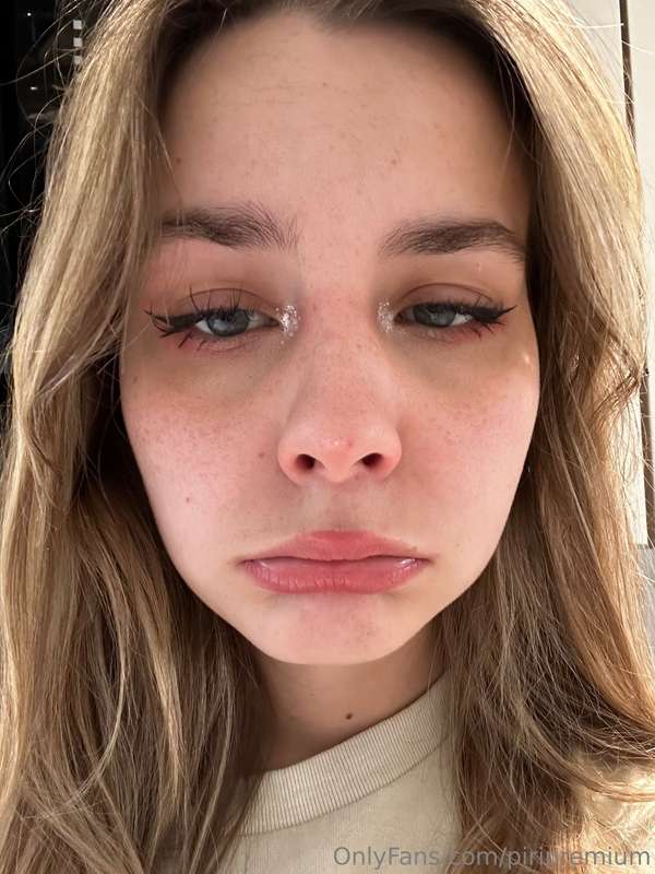 hello everyone i’m afraid i have tonsillitis and i feel not .. 1