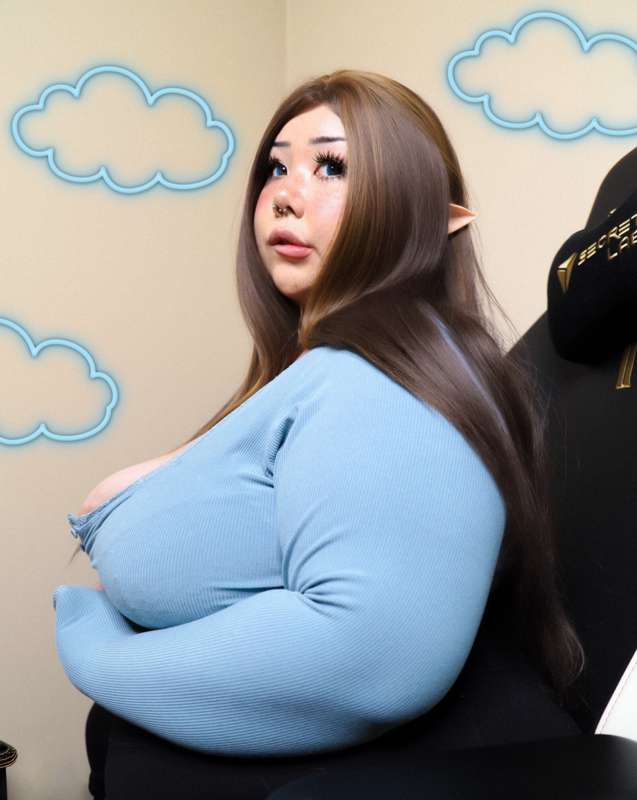 i wish that you could experience my huge tits irl :p 2
