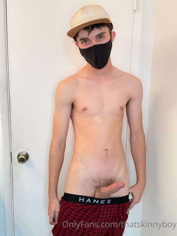 My birthday is in 5 days, does anyone want to buy my a gift?.. 20