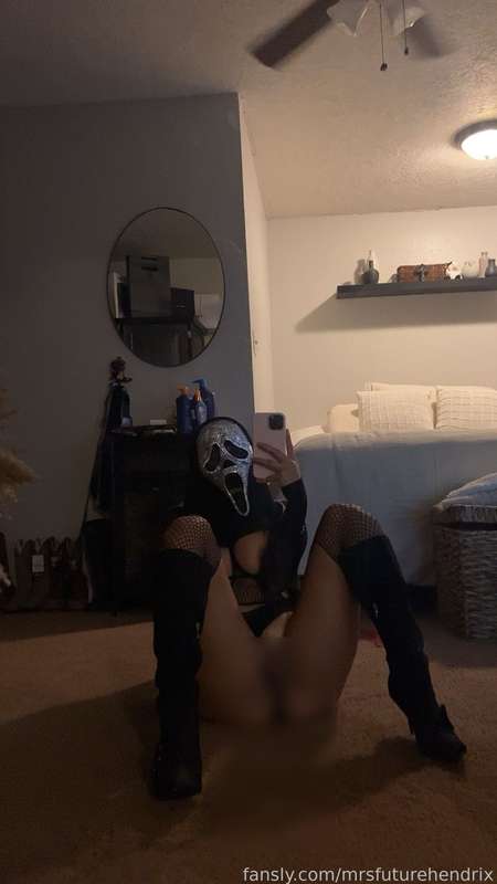 Mrsfuturehendrix - Fansly - 04 Nov, 2024 1