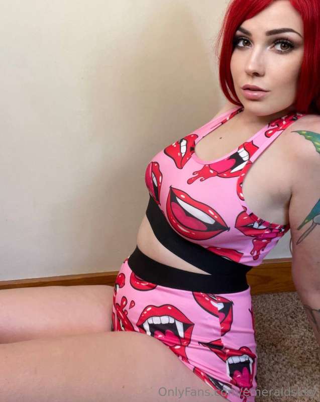 🔥😈 I want you to make me moan while you stroke your cock 💦🍆