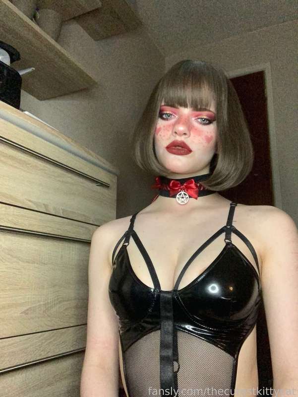 Thecutestkittycat - Fansly - 25 Aug, 2021