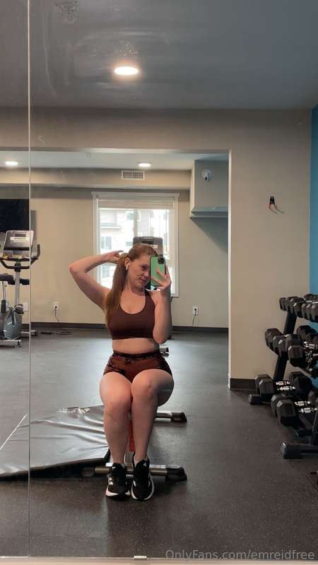 leg day 🏋🏼‍♀️