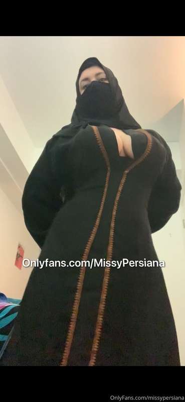 Fairuzapersiana - Onlyfans - 04 Jun, 2021