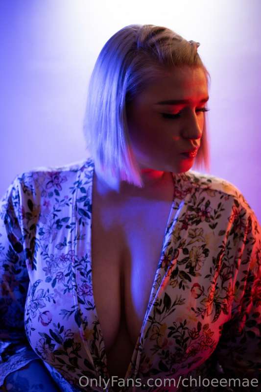 Chloeemae - Onlyfans - 23 Dec, 2022