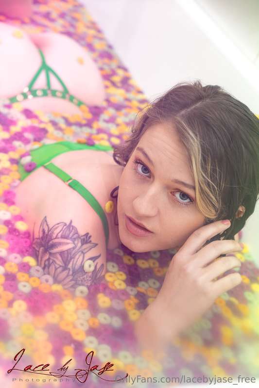 Free Set13 Images. 8